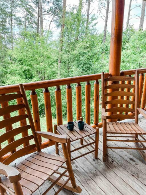 Indoor Heated Pool Hot Tub Cabin Сивиървил Екстериор снимка