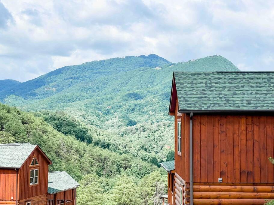 Indoor Heated Pool Hot Tub Cabin Сивиървил Екстериор снимка