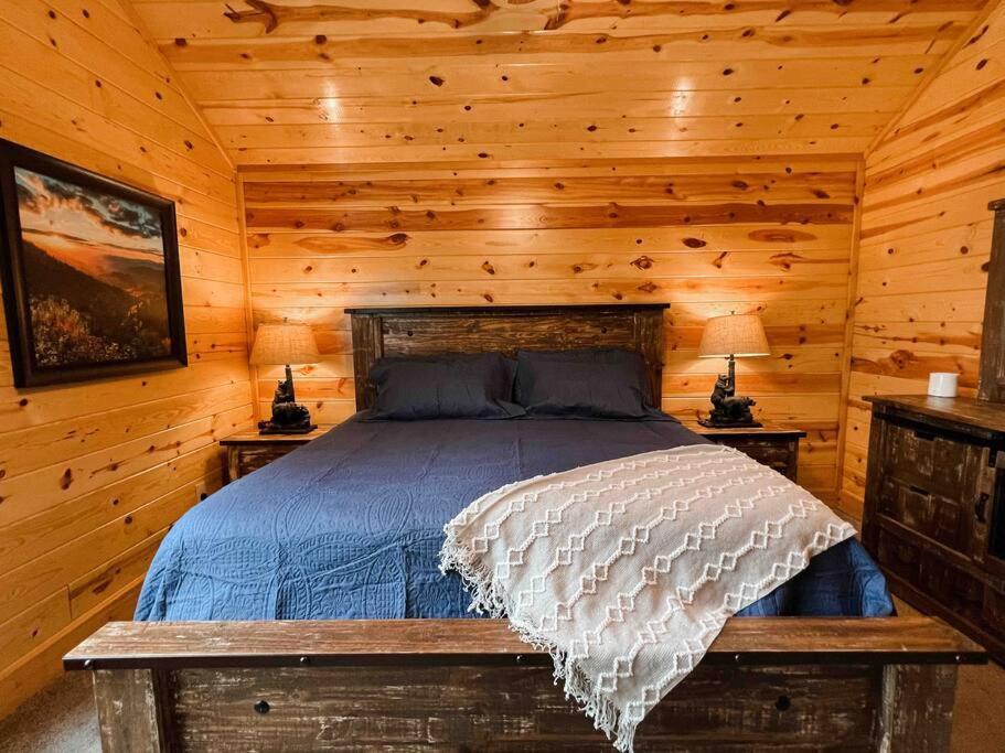 Indoor Heated Pool Hot Tub Cabin Сивиървил Екстериор снимка
